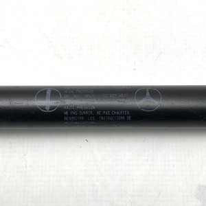 A2208800320 Амортизатор капота на Mercedes S-Class W220