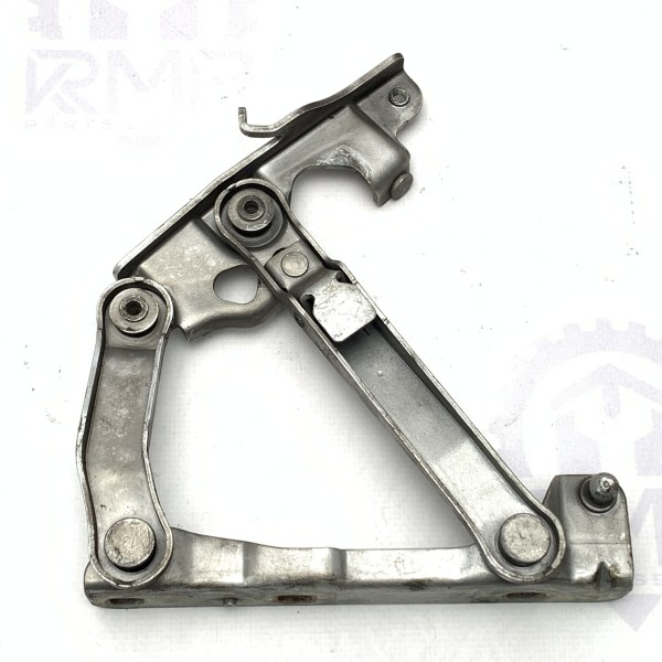 A2118800128 Петля капота, левая на Mercedes E-Class W211 A2118800128 Петля капота, левая на Mercedes E-Class W211