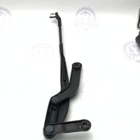 A2208200044 Держатель щетки переднего стеклоочистителя, правый на Mercedes S-Class W220