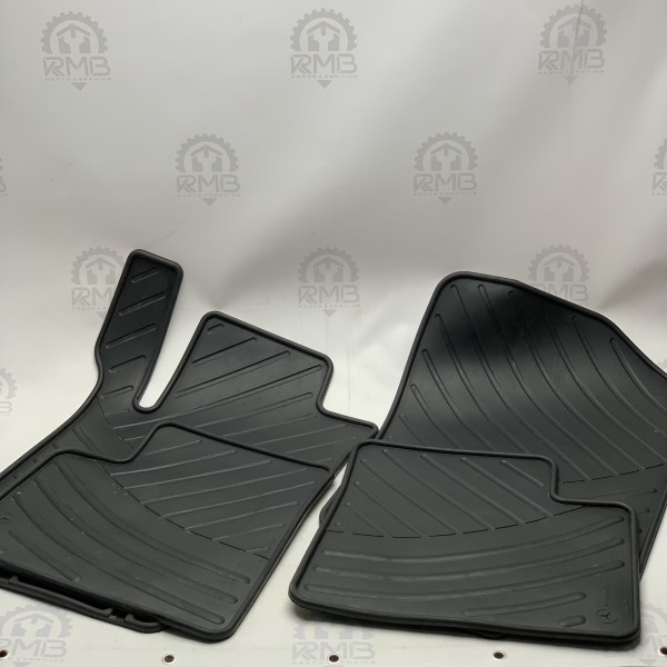 B66680260 Комплект резиновых ковриков для салона на Mercedes ML W164 / GL X164 B66680260 Комплект резиновых ковриков для салона на Mercedes ML W164 / GL X164