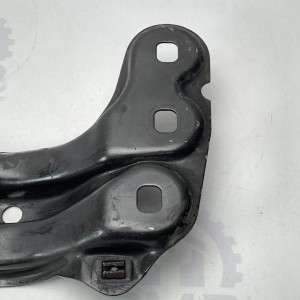 A2202420101 Крепежная балка коробки АКПП на Mercedes S-Class W220