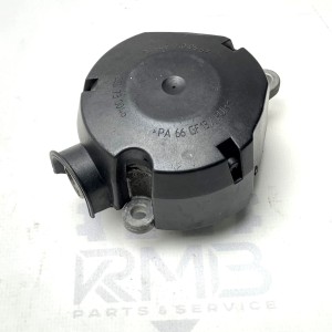 A6460100667 Крышка сапуна системы вентиляции картерных газов на Mercedes C W203 / CLC CL203 / E W211  2.2 CDI OM646