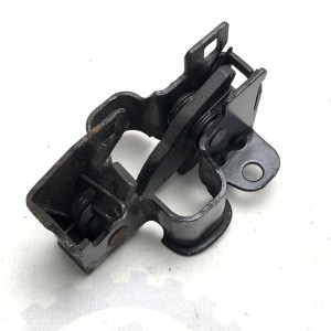 A2208800160 Замок капота на Mercedes W 220 S-Class CL C215