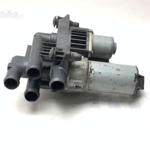 0392020066 Кран отопителя с циркуляционным насосом на Mercedes W 220 S-Class 3.2CDI