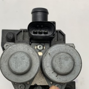 0392020066 Кран отопителя с циркуляционным насосом на Mercedes W 220 S-Class 3.2CDI