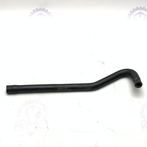 A2208320394 Патрубок системы охлаждения на Mercedes W 220 S-Class 3.2