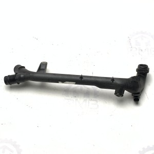 A2712001152 Патрубок системы охлаждения на Mercedes 1.8 Kompressor M271 C W203 / C W204 / CLK W209 / E W211 / SLK R171 / CLC W203