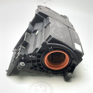 2710900901 Корпус воздушного фильтра на Mercedes 1.8 Kompressor M271 C W203 / C W204 / CLK W209 / CLC CL203 / SLK R171