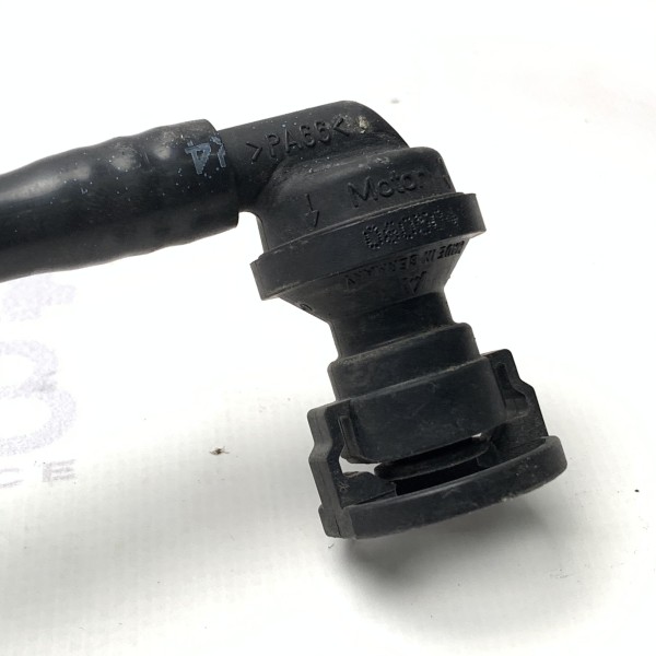 A2034305529 Вакуумная трубка на Mercedes 1.8 Kompressor M271 C W203 / CLK W209 A2034305529 Вакуумная трубка на Mercedes 1.8 Kompressor M271 C W203 / CLK W209