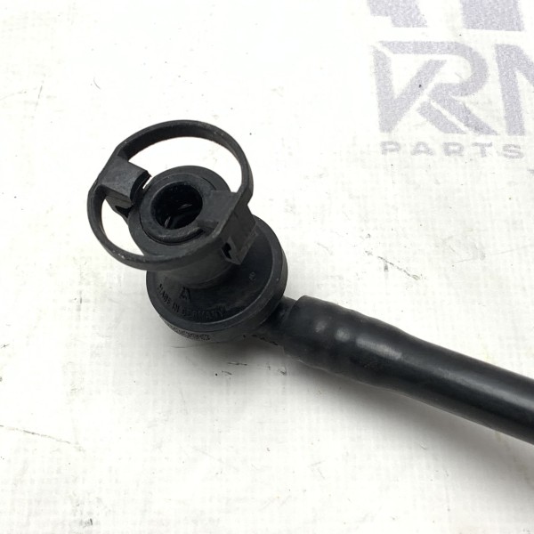 A2034305529 Вакуумная трубка на Mercedes 1.8 Kompressor M271 C W203 / CLK W209 A2034305529 Вакуумная трубка на Mercedes 1.8 Kompressor M271 C W203 / CLK W209