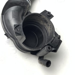 A2710900629 Патрубок воздухозаборника на Mercedes 1.8 Kompressor M271 C W203 / C W204 / CLK W209 / E W211 / SLK R171