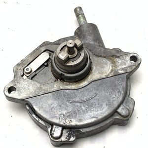 A2712300965 Вакуумный насос LuK на Mercedes 1.8 Kompressor M271 C W203 / C W204 / CLK W209 / E W211