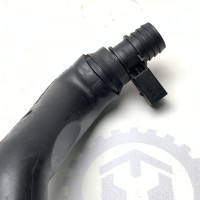 A6120160781 Патрубок вентиляции картерных газов на Mercedes 2.7 CDI OM612 ML270 W163