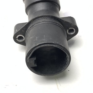 A2712001256 Патрубок системы охлаждения на Mercedes 1.8 Kompressor M271 C W203 / C W204 / CLK W209 / E W211 / SLK R171 / CLC CL203