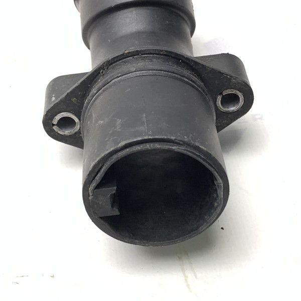 A2712001256 Патрубок системы охлаждения на Mercedes 1.8 Kompressor M271 C W203 / C W204 / CLK W209 / E W211 / SLK R171 / CLC CL203 A2712001256 Патрубок системы охлаждения на Mercedes 1.8 Kompressor M271 C W203 / C W204 / CLK W209 / E W211 / SLK R171 / CLC CL203