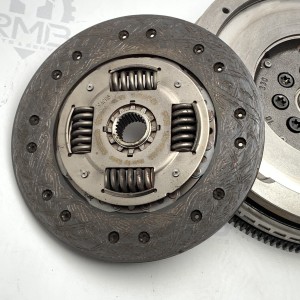 Комплект сцепления: демпфер, маховик, корзина и диск Sachs на Mercedes Sprinter W 906 2.2 CDI OM651 