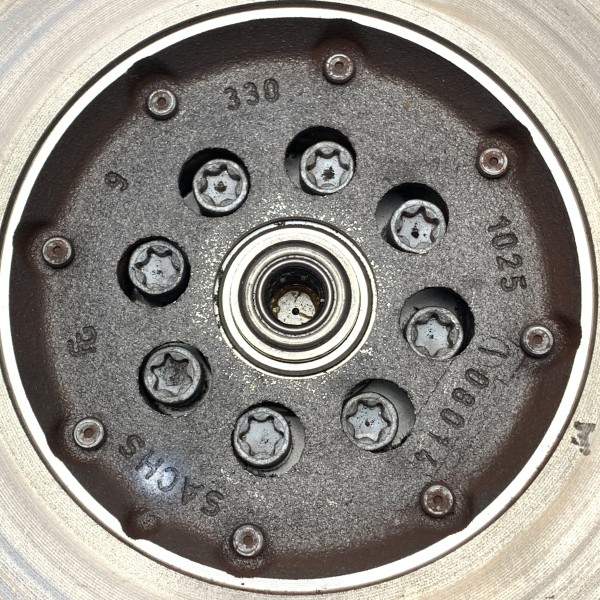 Демпфер маховика Sachs 2.2 CDI OM651 на Mercedes Sprinter W 906 Демпфер маховика Sachs 2.2 CDI OM651 на Mercedes Sprinter W 906