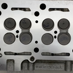 A6110105020 Головка блока цилиндров (ГБЦ) на Mercedes Sprinter  W903 / W 906, C W203 / E W211  2.2 CDI OM611 ОМ646 