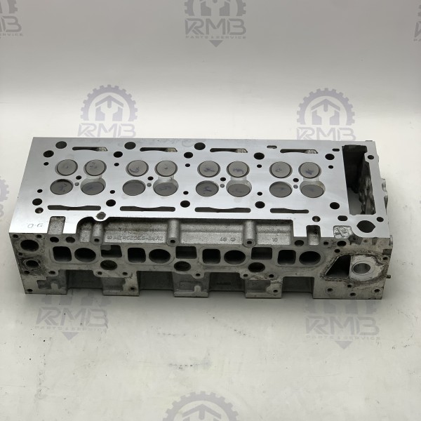 A6110105020 Головка блока цилиндров (ГБЦ) на Mercedes Sprinter  W903 / W 906, C W203 / E W211  2.2 CDI OM611 ОМ646