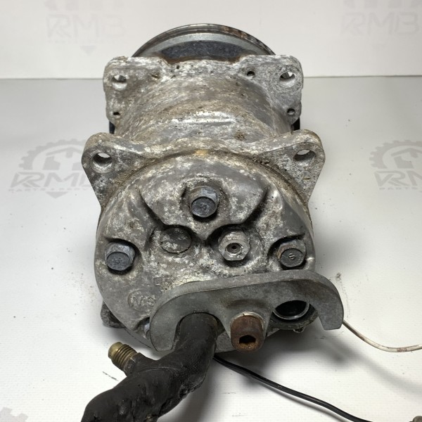 1E39065G01 Компресор холодильної установки Thermo King 12V 1E39065G01 Компресор холодильної установки Thermo King 12V