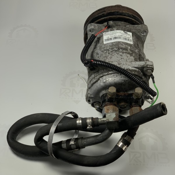 18-10157-02 Compressor for Carrier Xarios 300, 350 12V refrigeration unit 18-10157-02 Compressor for Carrier Xarios 300, 350 12V refrigeration unit