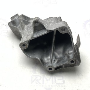 A6512235004 Кронштейн опори двигуна правий на Мерседес 2.1 CDI OM651 ML W166 / GLE W166 / GL X166 / GLS X166