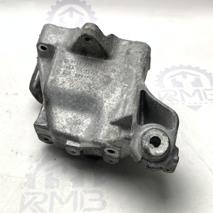 A6512235004 Кронштейн опори двигуна правий на Мерседес 2.1 CDI OM651 ML W166 / GLE W166 / GL X166 / GLS X166