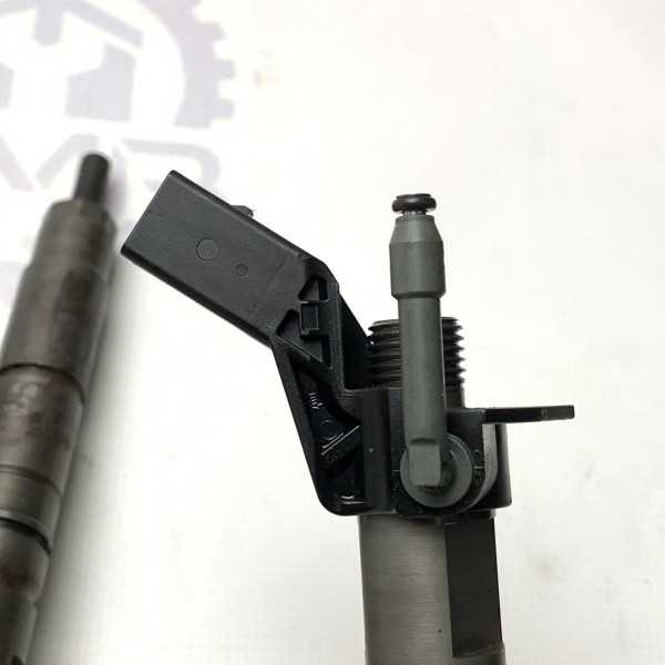 A6510702987 Топливная форсунка Bosch на Mercedes 2.1 CDI OM651 C W204 / C W205 / E W212 / E W213 / GLK X204 / ML W166 / GLE W166 A6510702987 Топливная форсунка Bosch на Mercedes 2.1 CDI OM651 C W204 / C W205 / E W212 / E W213 / GLK X204 / ML W166 / GLE W166
