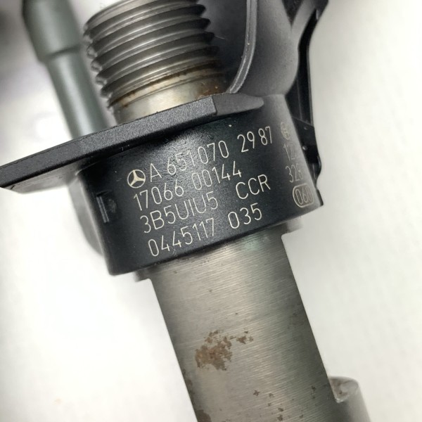 A6510702987 Топливная форсунка Bosch на Mercedes 2.1 CDI OM651 C W204 / C W205 / E W212 / E W213 / GLK X204 / ML W166 / GLE W166 A6510702987 Топливная форсунка Bosch на Mercedes 2.1 CDI OM651 C W204 / C W205 / E W212 / E W213 / GLK X204 / ML W166 / GLE W166