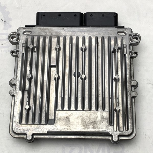 A6519004201 Блок управления двигателем на Mercedes ML W166 / GLE W166 2.1 CDI OM651 A6519004201 Блок управления двигателем на Mercedes ML W166 / GLE W166 2.1 CDI OM651