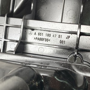A6511804751 Маслозабірник двигуна на Мерседес 2.2 CDI OM651 E W212 / ML W166 / GLE W166