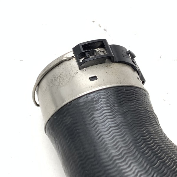 A1665280100 Патрубок интеркулера на Mercedes 2.1 CDI OM651 ML W166 / GLE W166 A1665280100 Патрубок интеркулера на Mercedes 2.1 CDI OM651 ML W166 / GLE W166