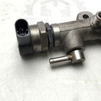 A0000705746 Топливная рейка в сборе с датчиком давления и дозатором Bosch 2.1 CDI OM651 на Mercedes W204 / W205 / W212 / W213 / ML W166 / GLE W166