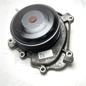 A6512000200 Водяна помпа охолодження двигуна на Мерседес 2.1 CDI OM651 W204 / S204 / C204 / W205 / S205 / W212 / S212 / C207 / A207 / W213 / X204 / X253 / W166