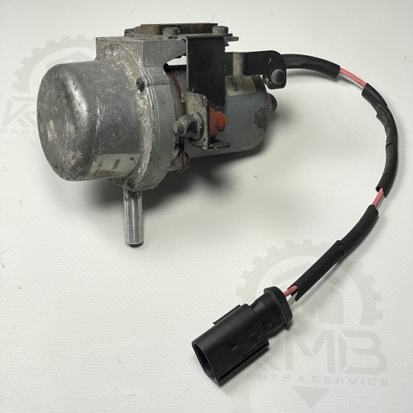 A0004351301 Вакуумный насос усилителя тормозов Bosch UP28 на Mercedes 2.0 бензин M111 / W203 / W208 / W 211 A0004351301 Вакуумный насос усилителя тормозов Bosch UP28 на Mercedes 2.0 бензин M111 / W203 / W208 / W 211