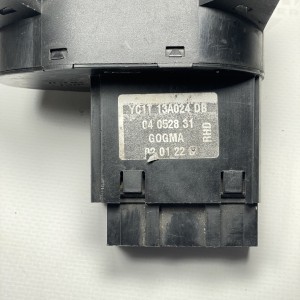 YC1T13A024DB Переключатель фар 04052831 на Ford 2.0 2.4 Transit