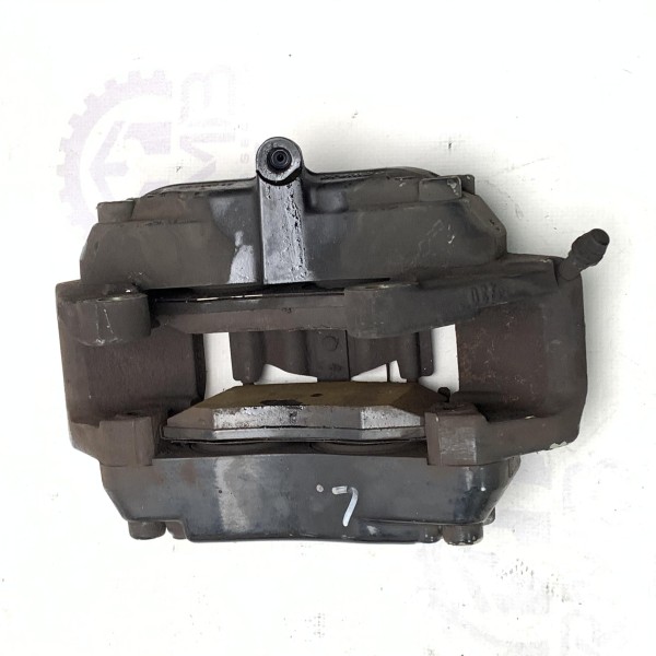 A0024202383 Передний левый тормозной суппорт Brembo на Mercedes S320 3.2 CDI S-Class W220 A0024202383 Передний левый тормозной суппорт Brembo на Mercedes S320 3.2 CDI S-Class W220