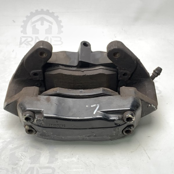 A0024202383 Передний левый тормозной суппорт Brembo на Mercedes S320 3.2 CDI S-Class W220 A0024202383 Передний левый тормозной суппорт Brembo на Mercedes S320 3.2 CDI S-Class W220