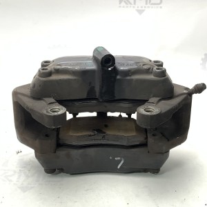 A0024202383 Передний левый тормозной суппорт Brembo на Mercedes S320 3.2 CDI S-Class W220