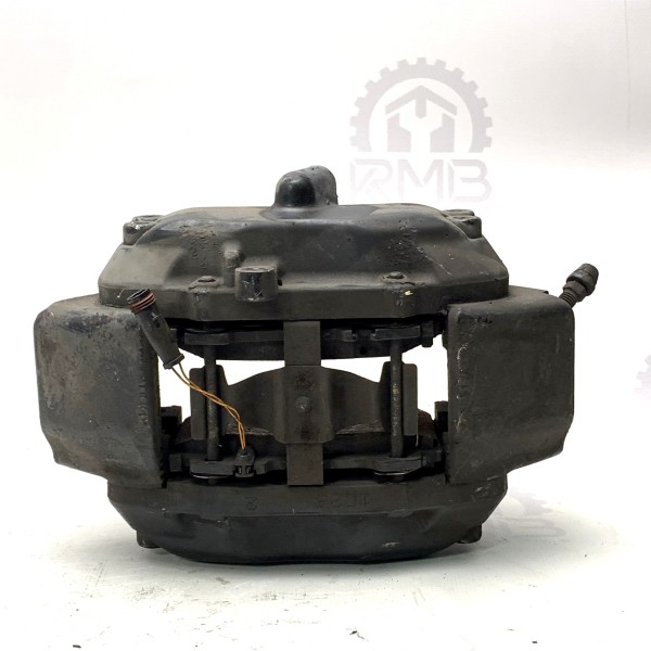 A0024202483 Передний правый тормозной суппорт Brembo на Mercedes W 220 S-Class S320 3.2 CDI