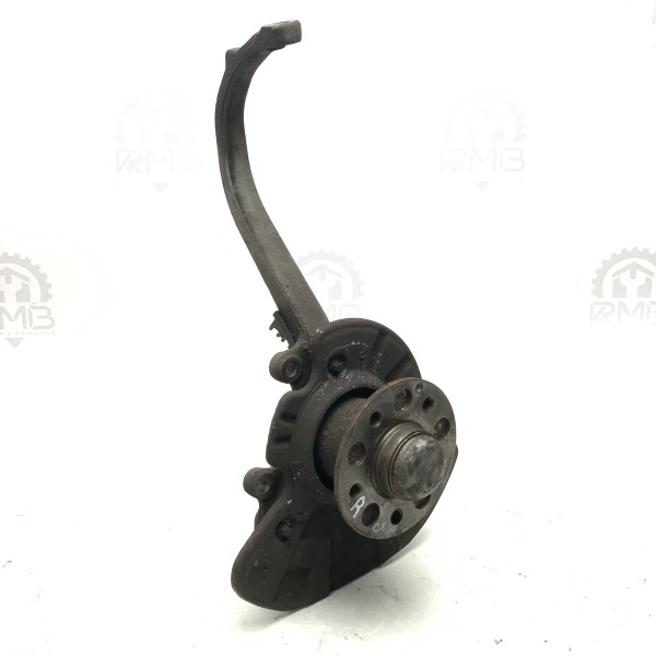 A2203303820 Цапфа поворотного кулака, передняя правая на Mercedes W 220 S-Class C-Class W215