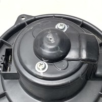 1638204142 Моторчик печки. Вентилятор печки на Mercedes ML-class W163 3.2 3.5 4.0 4.3 5.0 5.5 2.7 4.0 CDI
