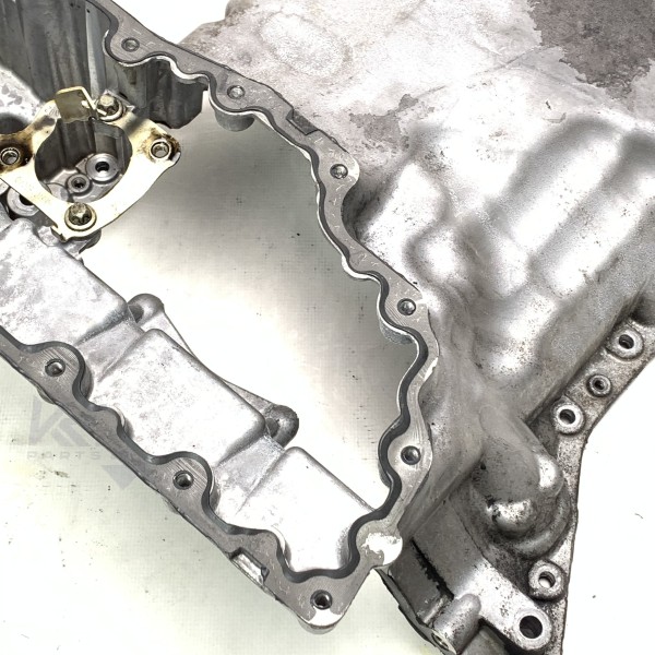 A6510140502 Масляный поддон картера двигателя, верхняя часть на Mercedes ML W166 GLE W166 2.1 CDI 2.2 CDI OM651 A6510140502 Масляный поддон картера двигателя, верхняя часть на Mercedes ML W166 GLE W166 2.1 CDI 2.2 CDI OM651