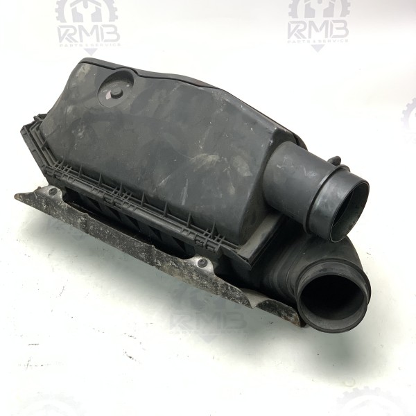 A6130900601 Корпус воздушного фильтра на Mercedes W 220 S-Class / E-Class W210 OM613 3.2 CDI