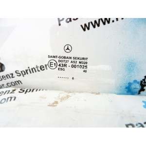 Стекло передней левой двери на Mercedes Benz Sprinter (w 901 — 905) A9017200318