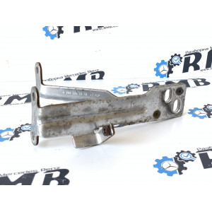 Кронштейн крепления катализатора на Мерседес Спринтер W 906 2.2 cdi OM 651 (2009 — 2018) A9064920842
