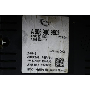 Подушка безопасности с кнопками (Мультируль) + щиток приборов на Мерседес Спринтер W 906 (2006 — 2018) А9068601302 + А9069009802