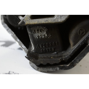 Подушка двигуна на Мерседес Спрінтер w 906 2.2 3.0 cdi А9062411513 А9062411713 (2006 — 2018)