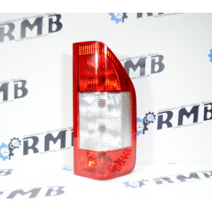 Задний правый фонарь на Mercedes Benz Sprinter (w 901 — 905) А9018202464