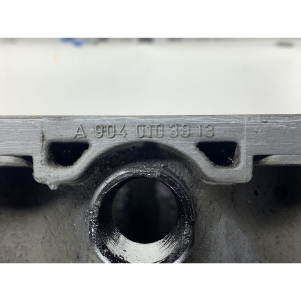 Масляний піддон двигуна пластиковий на Мерседес Варіо 4.3 OМ 904 LA А9040103913 (1998-2018)